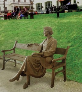 Virginia Woolf proposed statue